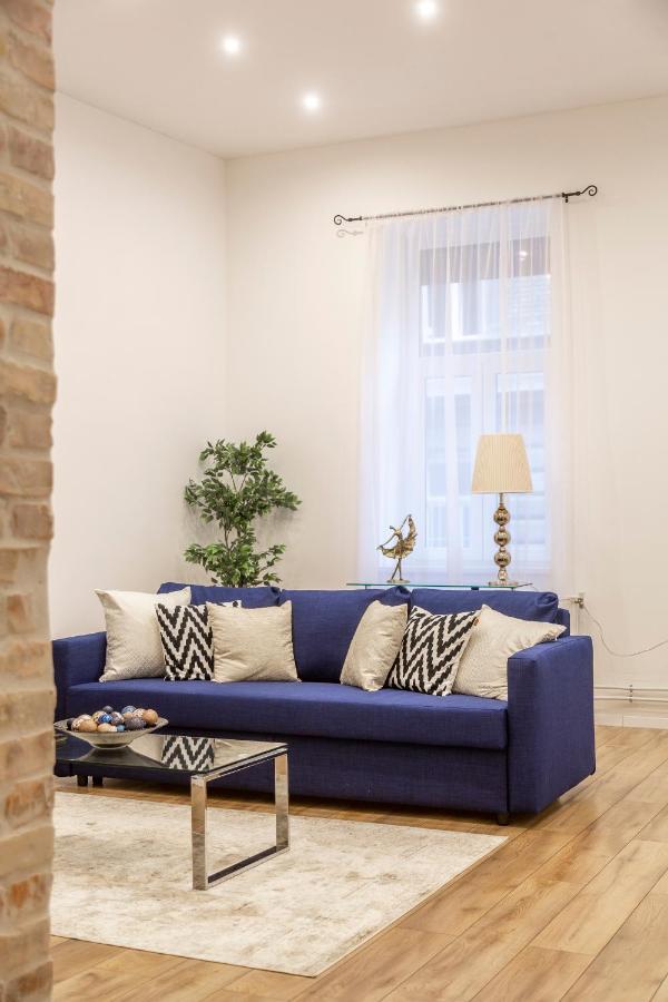Stylish Luxury Apartment By Anna Budapeste Exterior foto